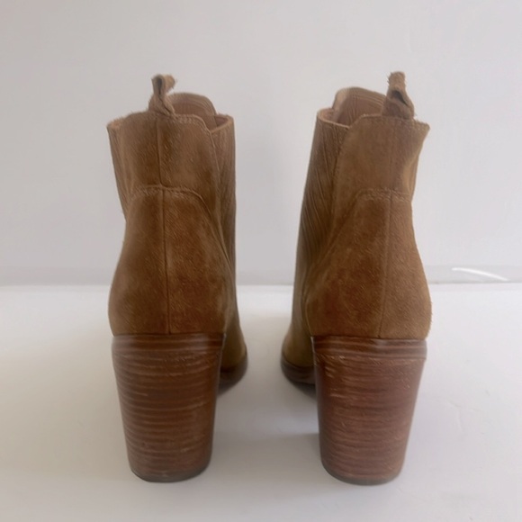 Marc Fisher Women’s Teona Pointy Toe Chelsea Leather Suede Bootie Size 10 NWT - Picture 7 of 8